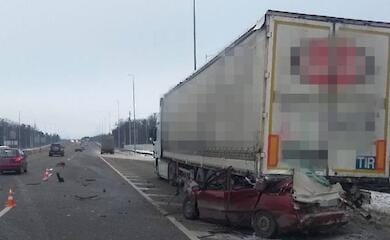 Под Киевом перекрыта трасса из-за масштабного смертельного ДТП