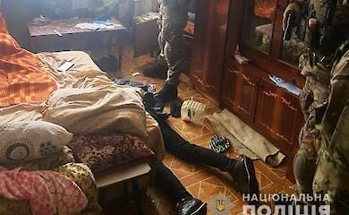 В Харькове задержали банду при попытке ограбить пенсионера (видео, фото)