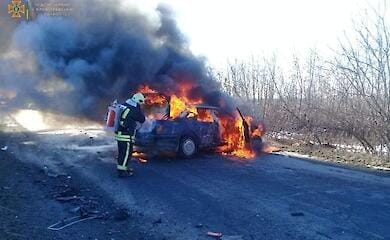 Трагедія на Кіровоградщині: авто згоріло, водій загинув