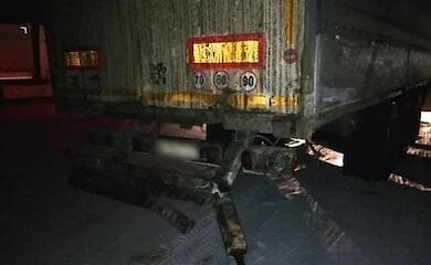 Смертельное ДТП: под Киевом грузовик протаранил авто и покинул место аварии
