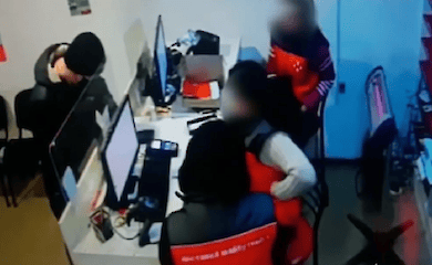 В Киевской области мошенника догоняли сотрудницы почты