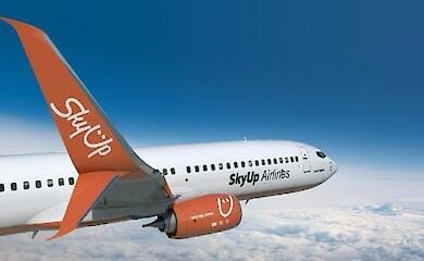 Продажі авіаквитків від SkyUp до України відновилися