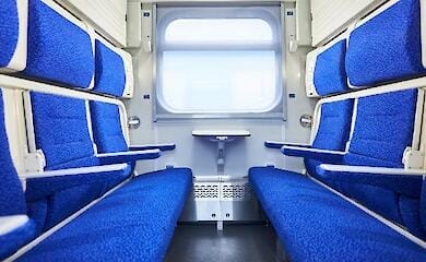 УЗ запустила из Киева в Херсон поезд-транспформер