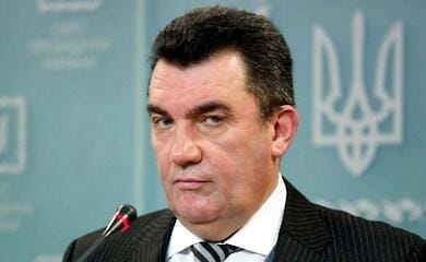 Наши КПВВ готовы принимать всех граждан из ОРДЛО в любое время дня, — Данилов