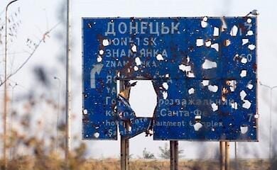 Россия хочет разместить в ОРДЛО военные базы - политолог