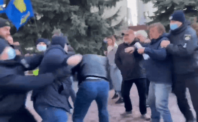 В Ровно подрались активист с депутатом