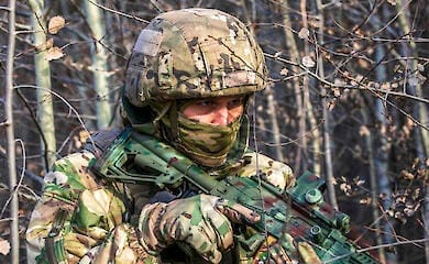Российские военные обокрали магазин