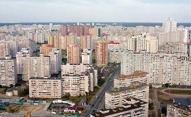 Вночі у Києві над Дарницею збили ракету