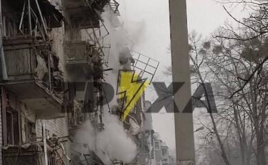 В Харькове сбили вражеский самолет, бомбивший город