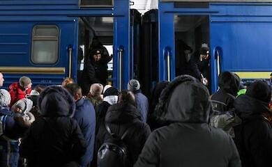Куди евакуюватися, якщо у вас є складні хвороби та залежності від медикаментів