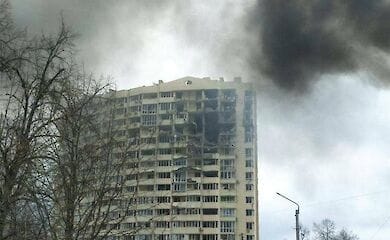 У Чернігові під авіаудар потрапив жилий квартал