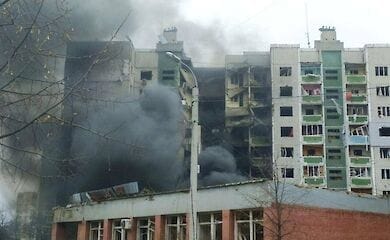 У Чернігові під авіаудар потрапив жилий квартал