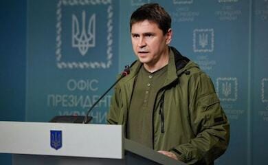 Подоляк прокоментував хід переговорів про нейтральний статус України.