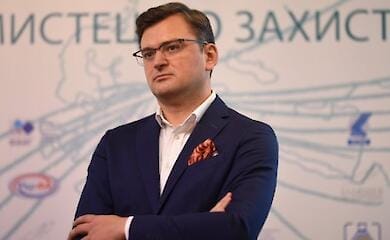 Украина ведет переговоры о гарантиях безопасности с пятью странам - Кулеба