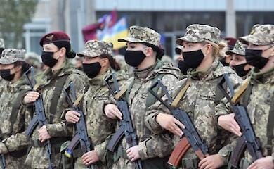Украинских женщин-военных пытали в плену
