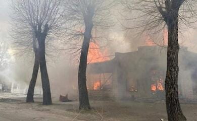 Військові РФ обстріляли Сєвєродонецьк: горіли 10 багатоповерхівок (фото)
