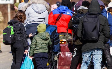 Окупанти тримають маріупольців у таборі в Росії - Денисова