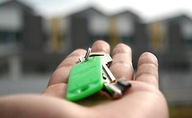 В ОП рассказали, когда украинские переселенцы начнут получать квартиры