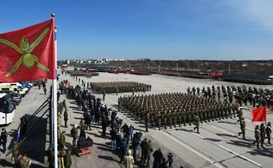 Росія готується до параду на 9 травня (відео)