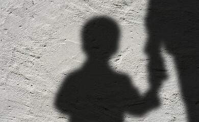 Как россияне заставляют украинок шпионить