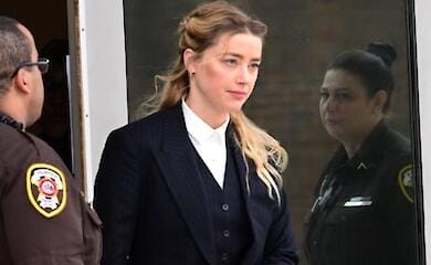 Офицер полиции опровергает, что Эмбер Херд была жертвой домашнего насилия