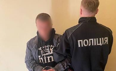 На Київщині чоловік розбещував дитину