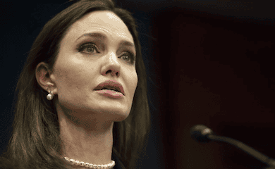 В Черкассах начали продавать "Звездное комбо. Выбор Джоли"