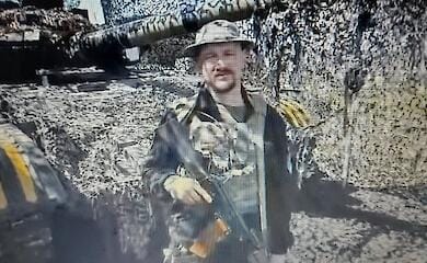 Врач скорой помощи защищает Украину: видео