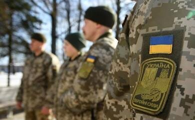 В Украине будут жестко штрафовать за ношение военной формы