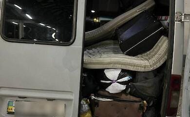 Под матрасом: из Украины в Польшу пытался выехать мужчина