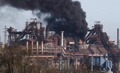 Проти захисників Маріуполя вперше застосували запальні чи фосфорні бомби
