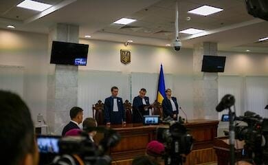 Первого российского военного, обвиняемого в военных преступлениях в Украине, приговорили к пожизненному сроку