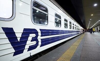 УЗ впервые за два года возобновила движения поезда Киев-Черкассы