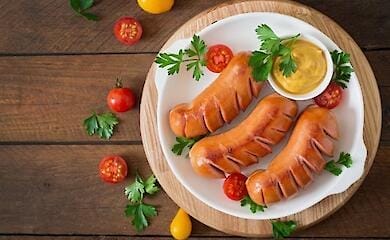 Домашние сосиски: простой рецепт