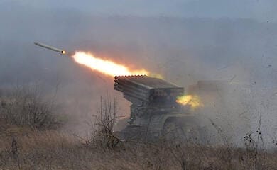 Россия ударила по жилому дому в Николаеве