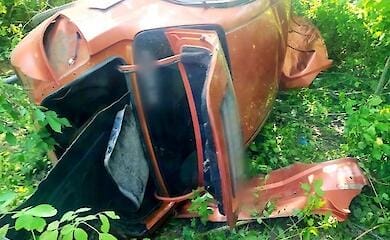 ДТП под Киевом: водитель влетел в дерево