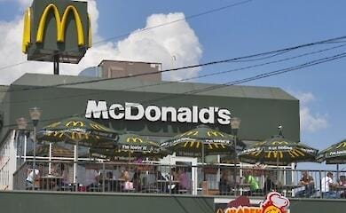 Когда McDonald`s возобновит работу в Украине: подробности