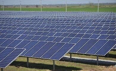 Окупанти вкрали найбільшу в Україні сонячну станцію
