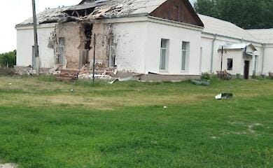Оккупанты обстреляли Сумщину: повреждены больница и школа