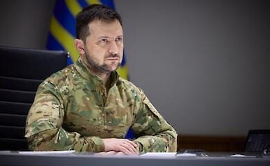 Зеленський звернувся до тих росіян, які запускають ракети по нашій країні