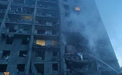 В Одесской области из-за обстрела многоэтажки погибли по меньшей мере 17 людей