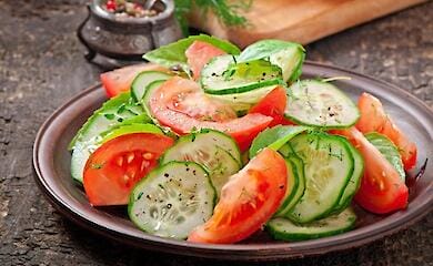 Як приготувати літній салат