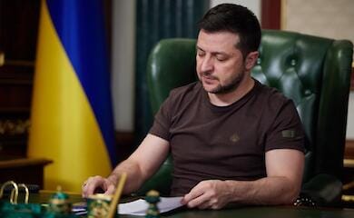 Зеленский создал в Донецкой области 14 военных администраций