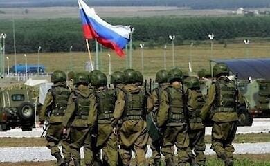 Британская разведка назвала две причины замедления продвижения российских войск в Украине
