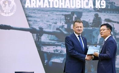 Польща закуповує винищувачі, танки та гаубиці