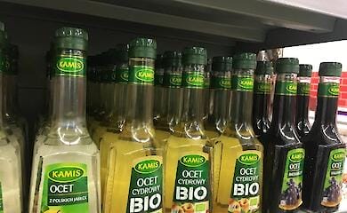 Вже кілька тижнів у Польщі відчувається дефіцит цукру та оцту