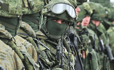 Российские оккупанты на выезде из Херсона восстанавливают удаленные с телефона данные