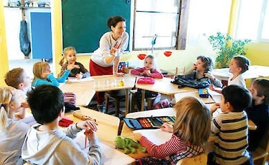 Польські школи зможуть прийняти 200-300 тисяч українських дітей
