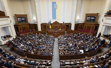 В Верховной Раде планируют продлить военное положение на длительный срок