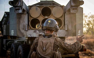 США вже навчили 200 українців застосуванню РСЗВ HIMARS, підготовка ще більшої кількості українських військових продовжується